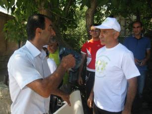 1231302_597750603581533_1036226343_n