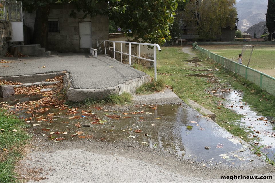 43491466_2195700760449485_7488596396237389824_n